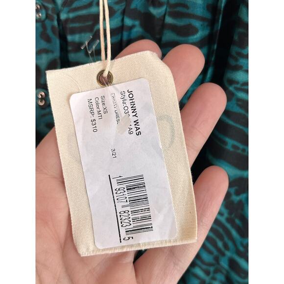NWT Johnny Was Calme Silk Friday Dress Green Leopard Women's Size XS - Picture 6 of 10